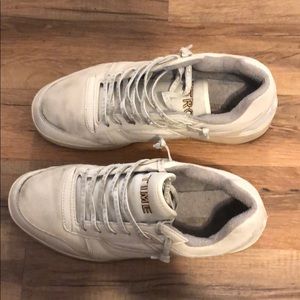 Zara Retro Time